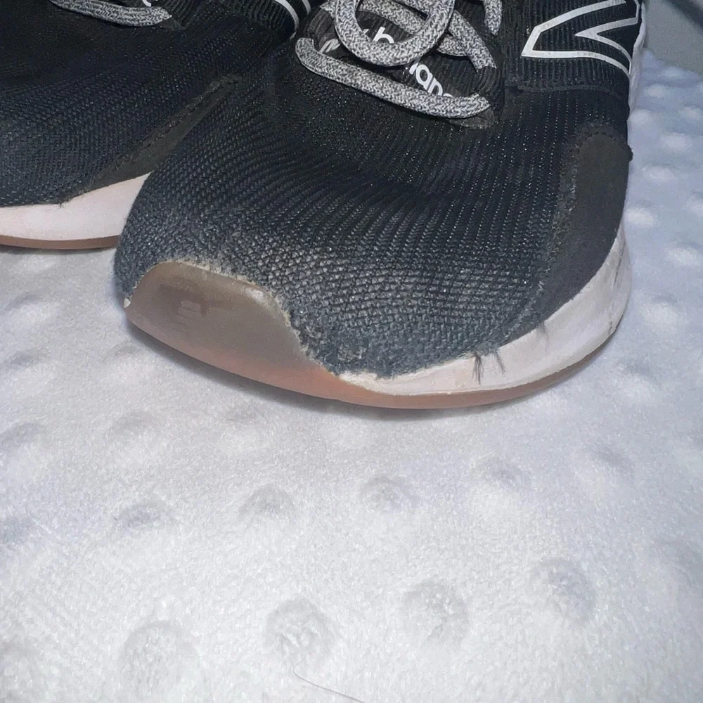 New Balance Black and Gray Athletic Shoes - Picture 6 of 6